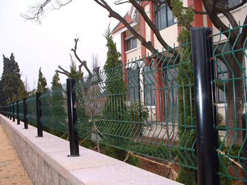 小區(qū)護(hù)欄網(wǎng) 小區(qū)護(hù)欄網(wǎng)